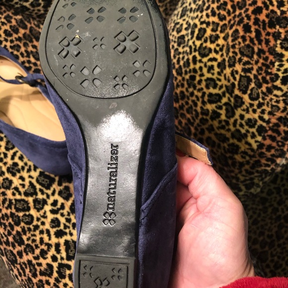 Naturalizer Blue suede wedges - Picture 3 of 4
